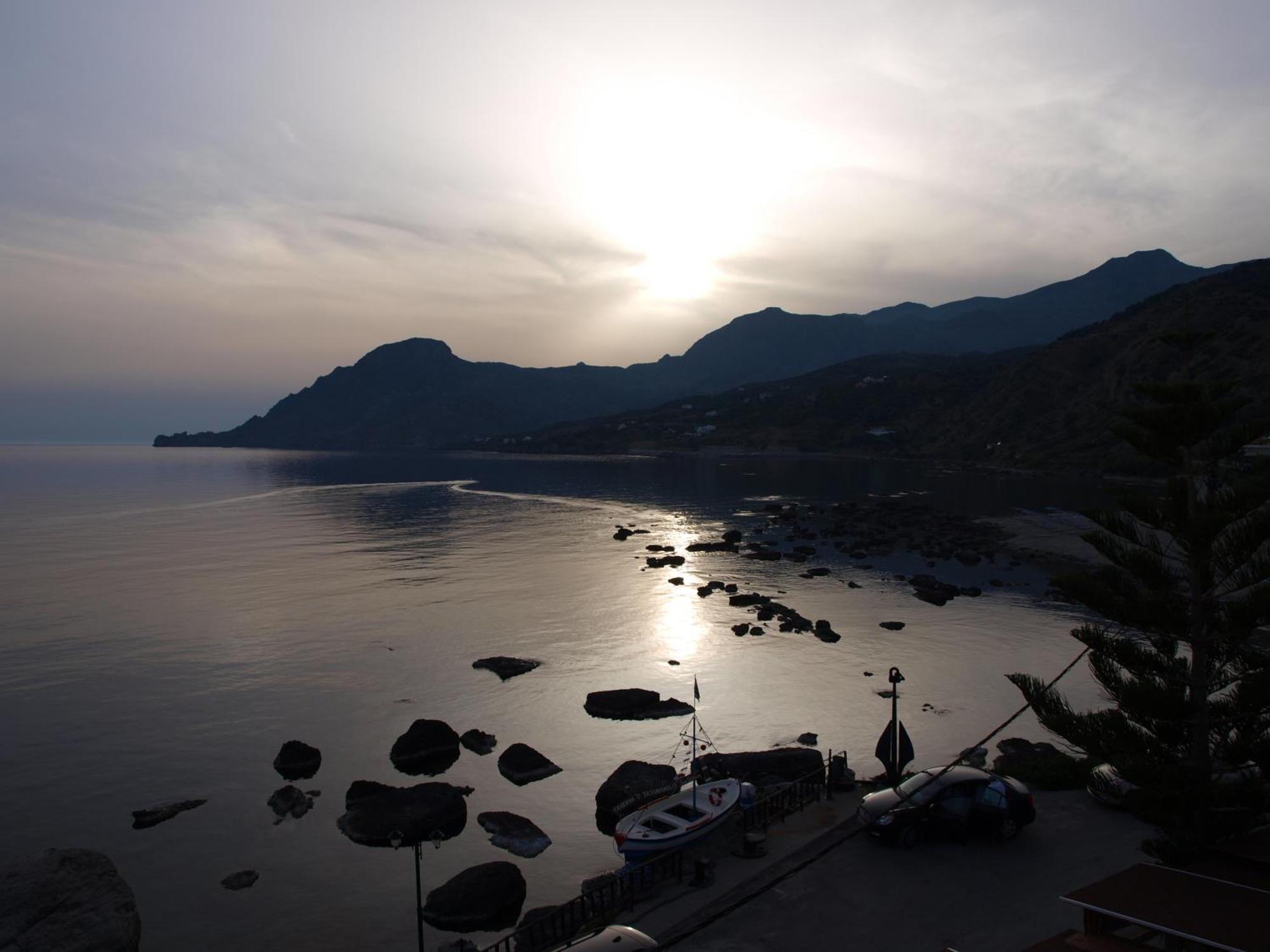 Atlantis Aparthotel Plakias Bagian luar foto